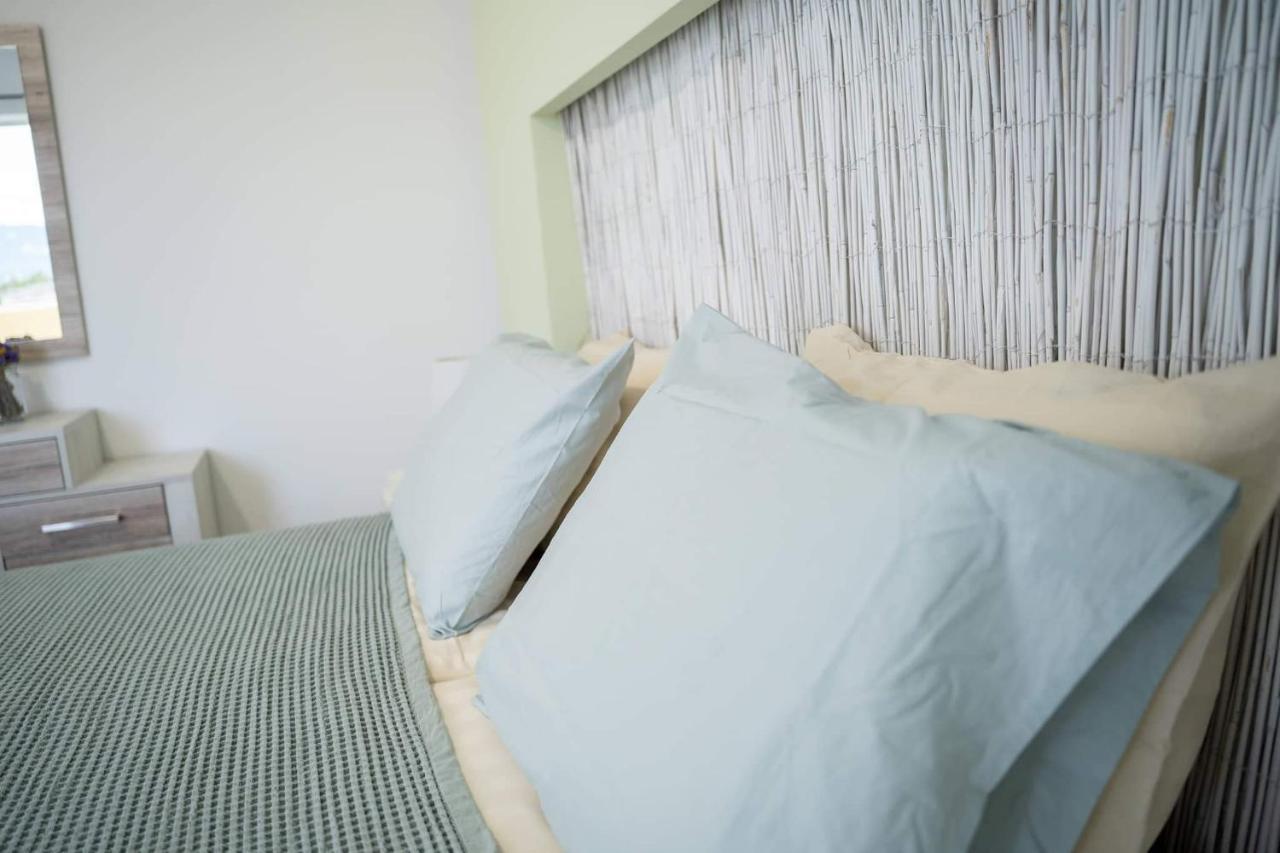 2 Bedroom Apartment Lambisea Kos Town Luaran gambar